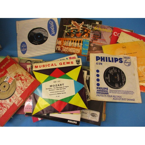 206 - A parcel of vinyl records to include 12 inch albums from the Beatles, Cream and Hendrix and an assor... 