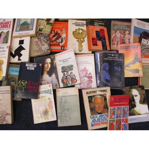 255 - A very large quantity of vintage Penguin, Puffin and Pelican books, from the estate of the illustrat... 