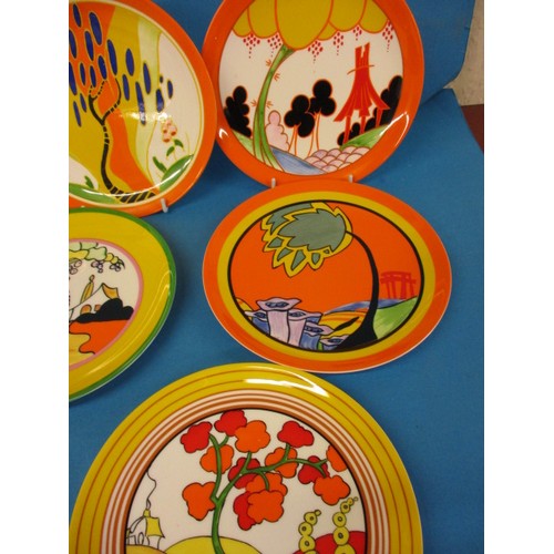 250 - A set of 8 limited edition Wedgwood Clarice Cliff design plates, all in good condition with no obser... 