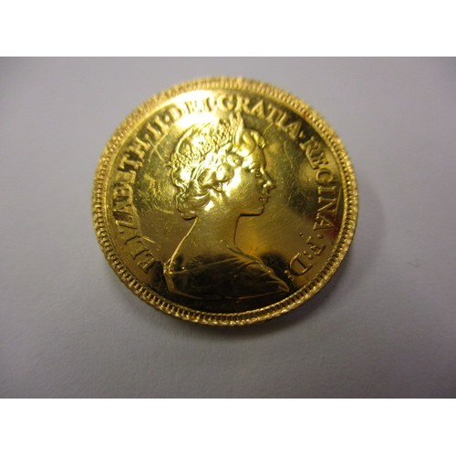 65 - A 1982 Gold half sovereign, in uncirculated condition