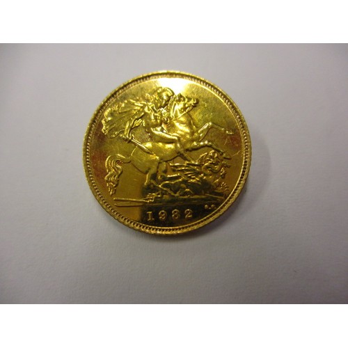 65 - A 1982 Gold half sovereign, in uncirculated condition