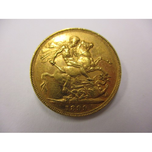 87 - A Victorian full gold sovereign dated 1899, a good grade bullion value coin