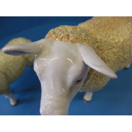 200 - Two John Beswick sheep models, both with no observed chips or damage