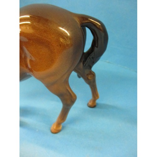 201 - A vintage Beswick horse and foal, both in good condition with no observed chips or damage