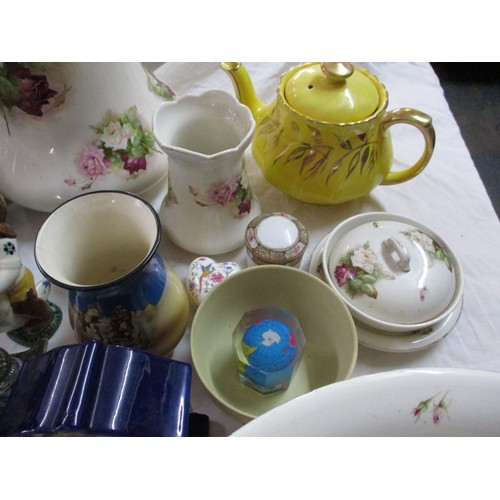 359 - A quantity of clearance ceramics to include a Japanese porcelain tea and coffee set