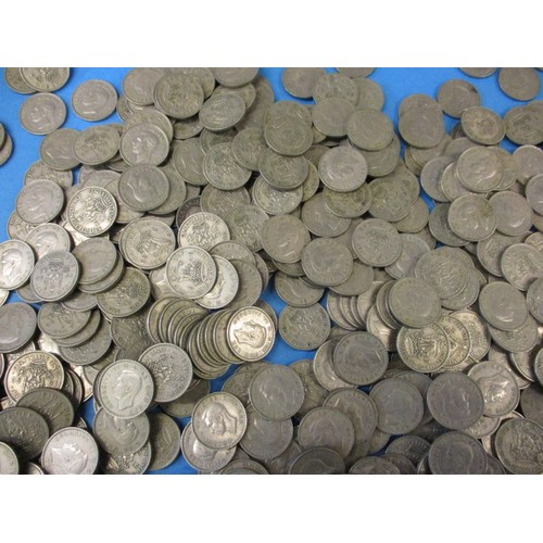 128 - A very large quantity of pre-decimal 1 shilling coins, approx. 8.2kg and over 1400 coins in total al... 