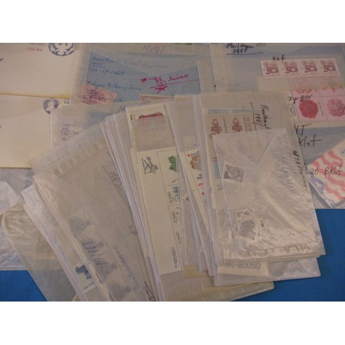 197 - A quantity of vintage world stamps many in unused condition to include part sheets