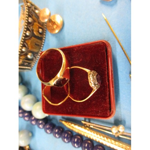 164 - A parcel of vintage costume jewellery, to include a gold ring and some silver items