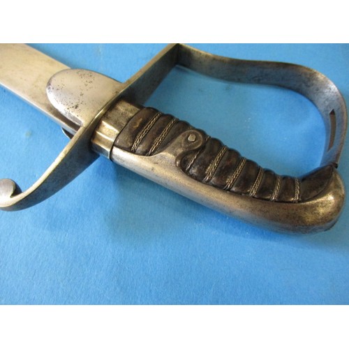 232 - An early 1796 pattern cavalry officers sabre sword, having what is believed to be original leather s... 