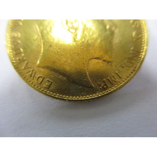 76 - An Edward VII full gold sovereign dated 1909, a fine grade coin that’s been in circulation