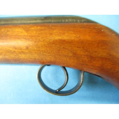 180 - A vintage BSA .177 Cadet air rifle, in good working order, some rust to barrel and general age-relat... 