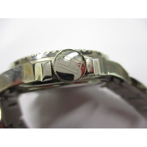 76 - A Tommy Hilfiger water resistant 3 ATM watch with date window, in working order and good pre-owned c... 