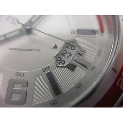 76 - A Tommy Hilfiger water resistant 3 ATM watch with date window, in working order and good pre-owned c... 