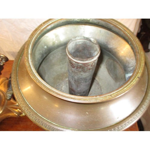 230 - 2 antique copper samovars, both with minor damage and tarnish, one missing side handles, approx. hei... 