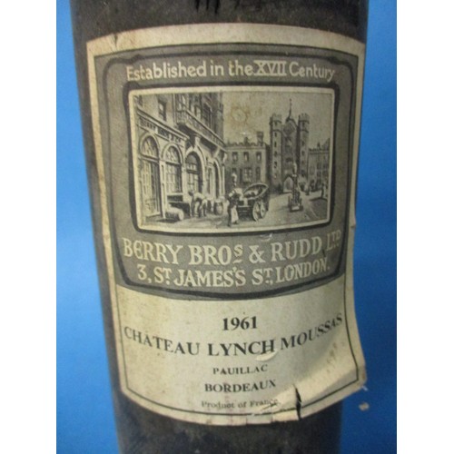 278 - A bottle of 1961 Chateau Lynch Moussas, Pauillac, Bordeaux, settled low neck, private cellar stored