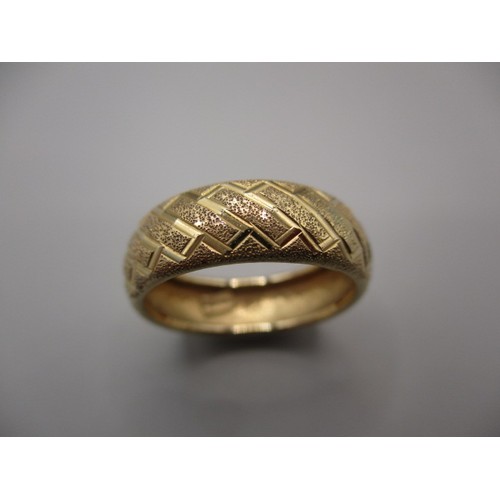 58 - A 14k yellow gold wedding band, approx. ring size ‘M’ approx. weight 1.6g in good pre-owned conditio... 