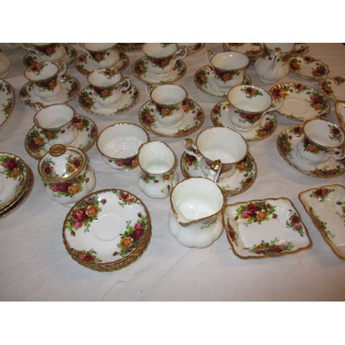 16 - A large Royal Albert ‘Old Country Roses’ tea service, consisting of cups, saucers plates and other i... 