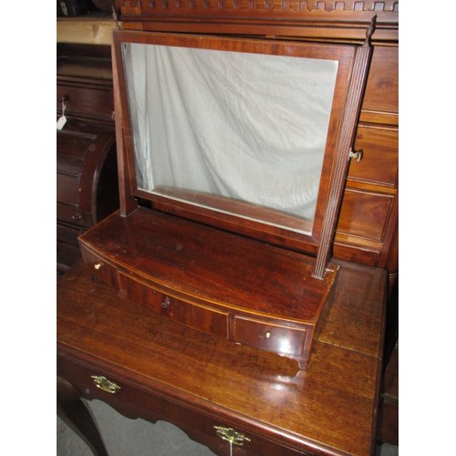 A 19th century inlaid mahogany 3 drawer toilet mirror, approx. height 57cm, width 55cm, depth 21cm. In useable condition, but in need of light cosmetic restoration