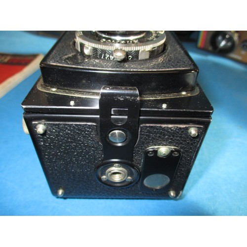 228 - A mid-1930s F&H Rolleicord TLR Camera with Zeiss Triotar 7.5cm f/3.8 Lens and several other vintage ... 