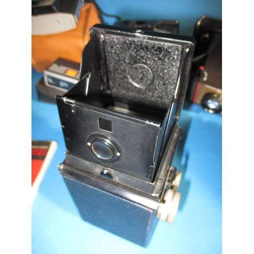 228 - A mid-1930s F&H Rolleicord TLR Camera with Zeiss Triotar 7.5cm f/3.8 Lens and several other vintage ... 