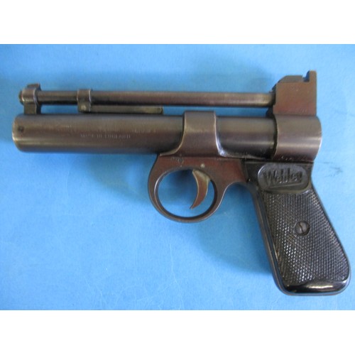 222 - A vintage Webley & Scott “Junior” .177 top loading air pistol, an early version with fixed rear sigh... 