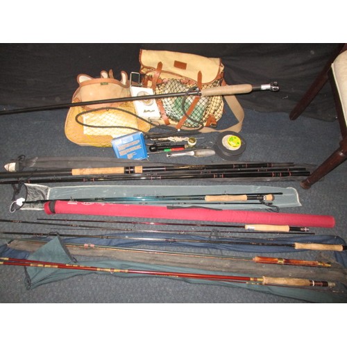 237 - A parcel of fly fishing tackle, to include rods by Greys GRX 10ft 7/8 fly rod Diawa graphite c98 tro... 