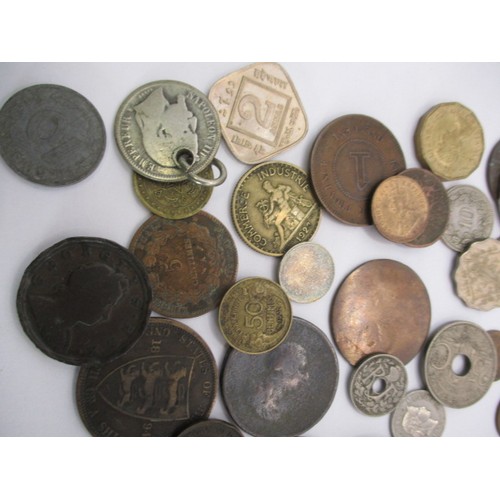 140 - A parcel of vintage coins, to include an Elizabeth I silver hammered example, all in circulated cond... 