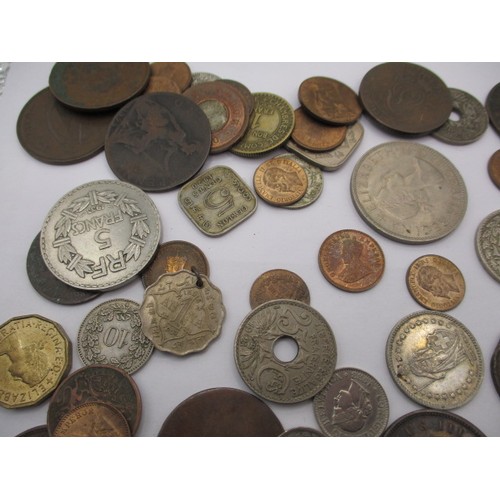 140 - A parcel of vintage coins, to include an Elizabeth I silver hammered example, all in circulated cond... 