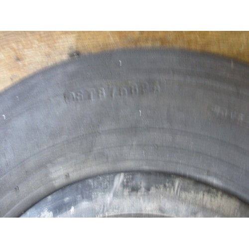 251 - Two vintage aircraft wheels, with tyres, believed to be front wheels from a DH114 Heron, in used con... 