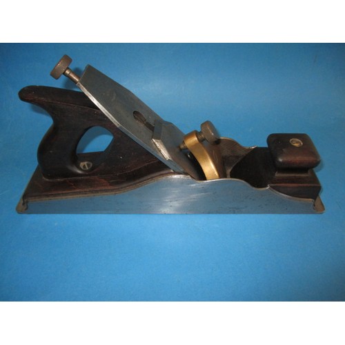 233 - An antique Norris carpenters smoothing plan, approx. length 36.5cm, in good used condition with gene... 