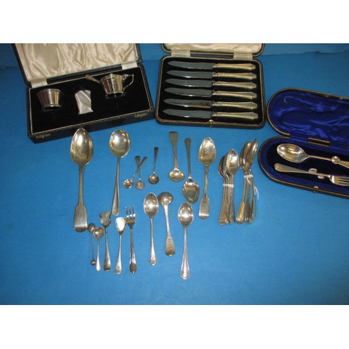 124 - ***A parcel of Victorian and later silver items, mostly sterling silver, to include some boxed items... 