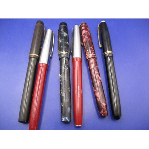 168 - A parcel of vintage fountain pens, various ages and makers, all in used condition