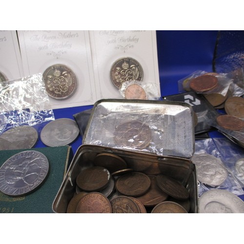 142 - A parcel of vintage world coins, to include silver and part silver examples, most circulated but som... 