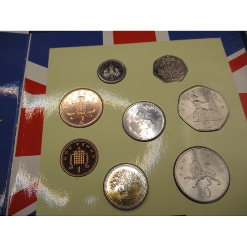 146 - 1992 & 1993 United Kingdom brilliant uncirculated coin sets, each includes the collectable 50p coins... 