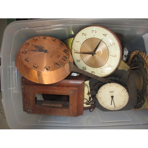 280 - A very large quantity of antiques and later clock and watch parts, movements etc for spares or repai... 