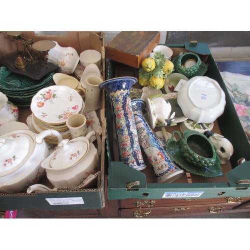 261 - A quantity of general clearance items to include vases and oriental silk paintings, all in used cond... 