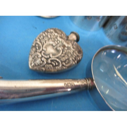 159 - A parcel of collectables to include several silver items, all in used condition