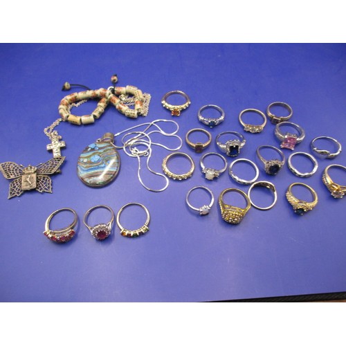 170 - A parcel of costume jewellery, to include gold and silver rings, all in pre-owned condition