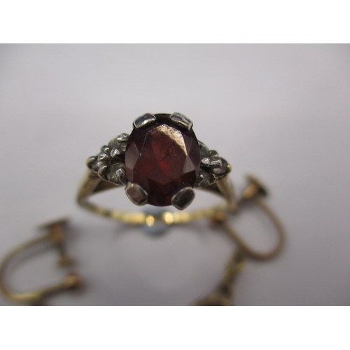 73 - A suit of antique gold and garnet jewellery to include a pair of screw on earrings and a ring, appro... 