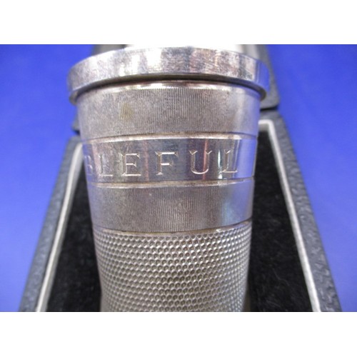 142 - A sterling silver shot cup in the form of a thimble, approx. length 5.2cm approx. diameter 4cm in or... 