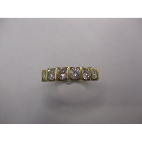 32 - A vintage 18ct yellow gold 6 stone diamond ring, each stone measuring approx. 3.42mm dia, approx. ri... 