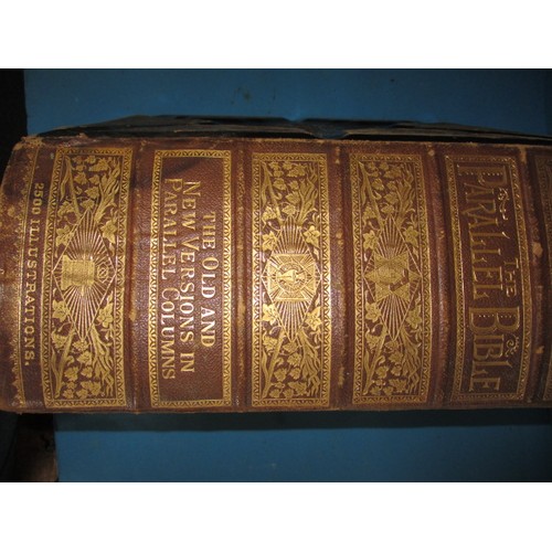 364 - A large 19th century Holy Bible with 2500 illustrations approx. dimensions 32x26cm and 13cm thick, i... 