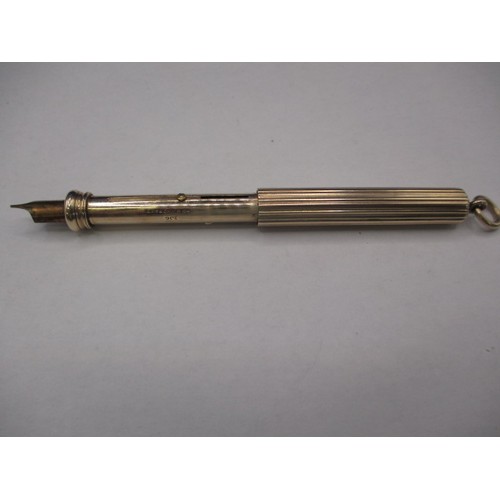 94 - A 9ct yellow gold propelling pen-pencil by S Mordan & Co, approx. gross weight 16.2g in good useable... 