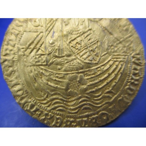 129 - An Edward IV gold rose Noble/Ryal, London mint, type VII (1466-7) the obverse crowned king in ship w... 