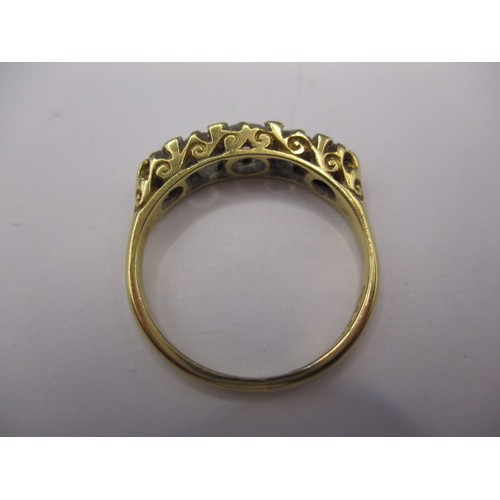 15 - A vintage 18ct yellow gold 5 stone diamond ring, approx. diameter of largest stone 3.95mm, approx. r... 