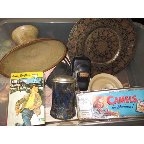 62 - A large parcel of general clearance items to include an antique tea caddy, kitchenalia and metalware... 