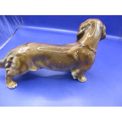 84 - A Royal Belvedere porcelain dachshund, approx. length 22cm in good used condition with use-related m... 