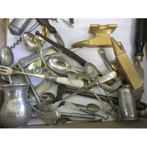 93 - A parcel of interesting collectables, to include corkscrews, all in used condition