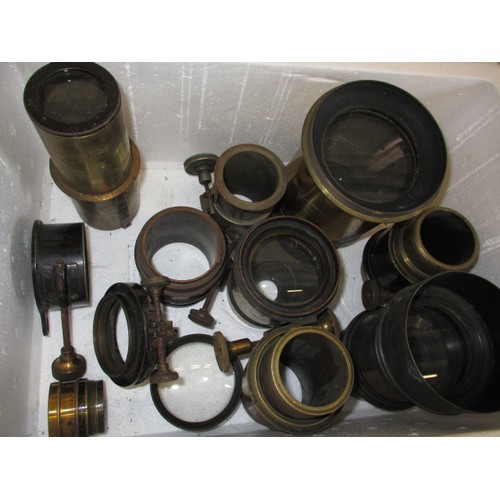 136 - A parcel of magic lantern optics, all in used condition and various sizes