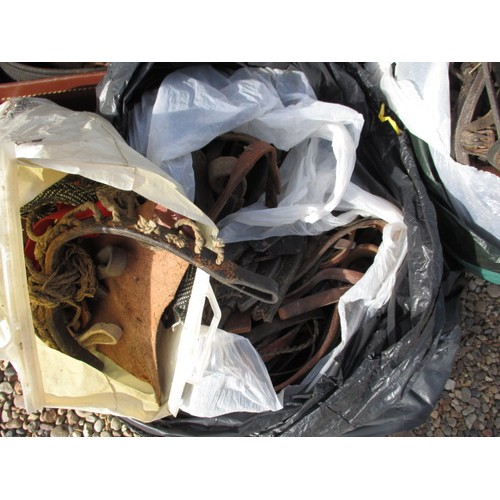 265 - A large quantity of vintage miscellaneous horse tack, all in used condition